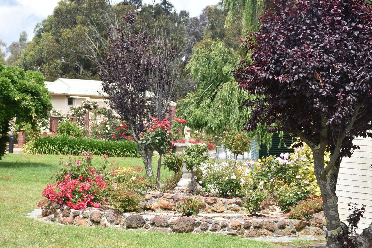 Mount Barker Valley Views Motel & Chalets, Western Australia Exteriör bild