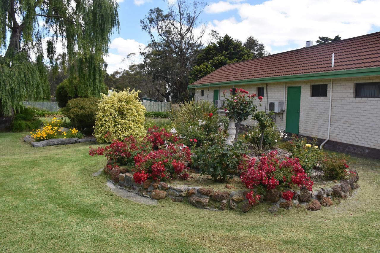 Mount Barker Valley Views Motel & Chalets, Western Australia Exteriör bild